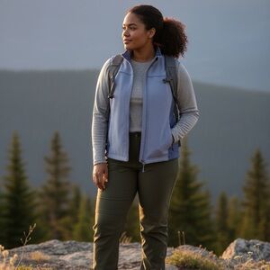 L.L. Bean Periwinkle Purple Blue Two Toned Fleece Lined Water Resistant Vest